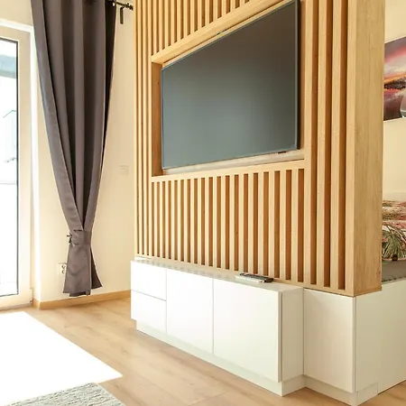 Na Pogodnie 500 Metrow Od Szpitala Na Unii Lubelskiej Apartment *